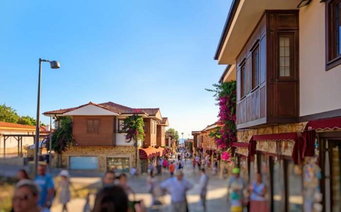 Småbypuls og feriefølelse – Side byr på både sjarm og nærhet til stranden