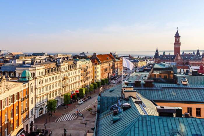 Book deres svømmeleir til herlige Helsingborg!