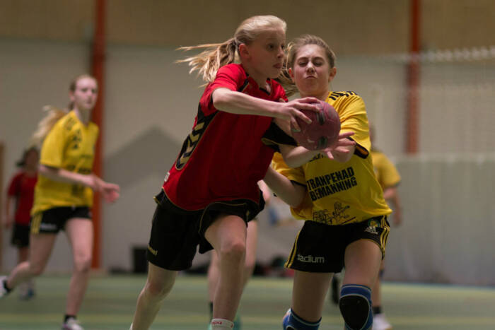 Kampvilje og fellesskap preger hele håndballcupen